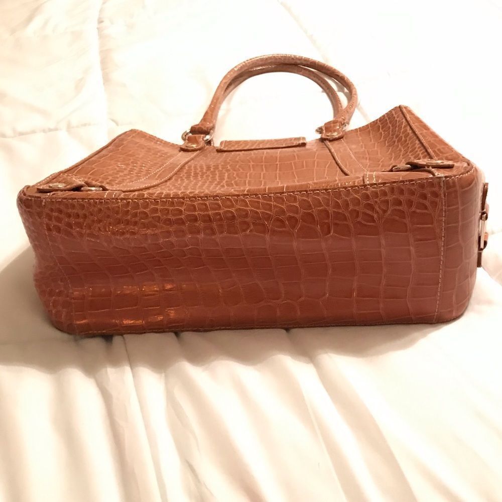 NWOT Liz Claiborne Faux Alligator Purse - Picture 4 of 8
